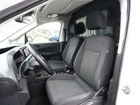 Gebraucht Ford Transit Trend 122 PS (89 kW) 2024 Frozen white frozen white Van