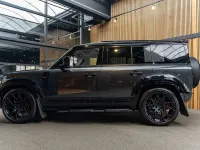 Gebraucht Land Rover Defender SE Dynamic 300 PS (220 kW) 2026 Grau SUV