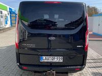 Gebraucht Ford Tourneo Titanium 185 PS (136 kW) 2021 Schwarz Van / Kleinbus