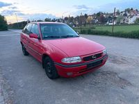 Używany Opel Astra 75 KM (55 kW) 1997 Czerwony Hatchback