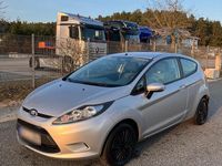 Gebraucht Ford Fiesta Trend 82 PS (60 kW) 2009 Silber Kleinwagen