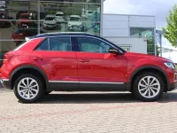 Gebraucht VW T-Roc IQ Drive 150 PS (110 kW) 2022 Rot SUV