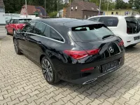 Gebraucht Mercedes CLA200 Shooting Brake 150 PS (110 kW) 2023 Schwarz Kombi