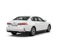 Neu BMW 520 197 PS (144 kW) 2025 Alpinweiss uni Limousine