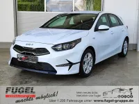 Usado Kia Ceed Play 160 CV (117 kW) 2023 Blanco Utilitario