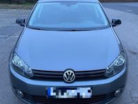 Gebraucht VW Golf VI Match 122 PS (89 kW) 2012 Grau Kleinwagen