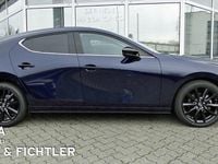 Neu Mazda 3 Nagisa 140 PS (102 kW) 2026 Blau Limousine