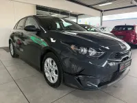 Gebraucht Kia Ceed 160 PS (117 kW) 2024 Grau Kleinwagen