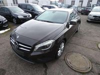 Gebraucht Mercedes A180 Style 109 PS (80 kW) 2014 Orientbraun  metalliclack Kleinwagen