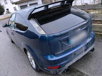 Second-hand Ford Focus 101 CP (74 kW) 2011 Albastru Hatchback