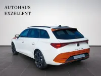 Second-hand Cupra Leon 245 CP (180 kW) 2021 Alb Berlinǎ