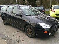 Gebraucht Ford Focus Basis 90 PS (66 kW) 2000 Schwarz Kombi