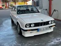 Gebraucht BMW 318 113 PS (83 kW) 1987 Weiß Limousine