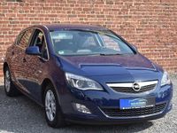 Gebraucht Opel Astra 179 PS (131 kW) 2010 Blau Limousine