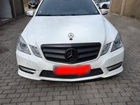 Gebraucht Mercedes E220 Avantgarde 170 PS (125 kW) 2012 Weiß Kombi