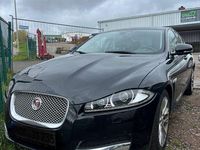 Gebraucht Jaguar XF 241 PS (177 kW) 2015 Schwarz Limousine