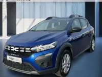 Gebraucht Dacia Sandero Essentiel 122 PS (89 kW) 2024 Blau Limousine