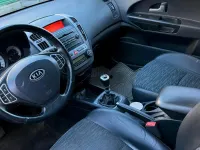 Second-hand Kia Ceed 110 CP (80 kW) 2008 Gri Hatchback