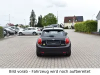 Gebraucht Mini Cooper SE Essential 135 kW (184 PS) 2023 Schwarz Kleinwagen