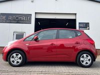 Gebraucht Kia Venga Vision 90 PS (66 kW) 2012 Rot Kleinwagen