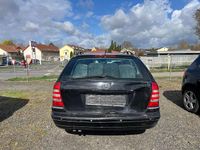 Gebraucht Mercedes C180 Avantgarde 143 PS (105 kW) 2004 Schwarz Kombi