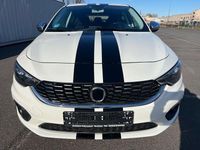 Gebraucht Fiat Tipo Mirror 95 PS (69 kW) 2019 Weiß Limousine