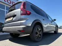 Gebraucht Dacia Jogger Extreme 110 PS (80 kW) 2025 Grau Van / Kleinbus