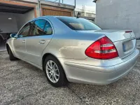 Gebraucht Mercedes E200 Classic 163 PS (119 kW) 2006 Grau Limousine