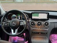 Gebraucht Mercedes E300 194 PS (142 kW) 2020 Grau Kombi