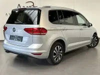 Gebraucht VW Touran Active 150 PS (110 kW) 2023 Reflexsilber Van / Kleinbus