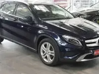 Gebraucht Mercedes GLA200 156 PS (114 kW) 2017 Blau SUV