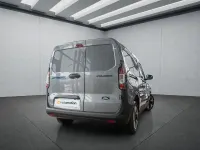 Gebraucht Ford Courier 135 kW (184 PS) 2026 Silber Van / Kleinbus