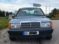 Gebraucht Mercedes 190 122 PS (89 kW) 1992 Grau Limousine
