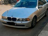 Gebraucht BMW 525 192 PS (141 kW) 2002 Silber Kombi