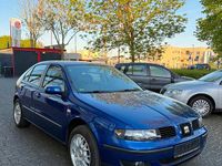 Second-hand Seat Leon 125 CP (91 kW) 2001 Albastru Hatchback