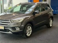 Gebraucht Ford Kuga Titanium 150 PS (110 kW) 2018 Grau SUV