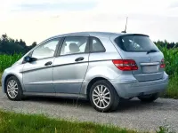 Gebraucht Mercedes B170 116 PS (85 kW) 2005 Silber Van / Kleinbus