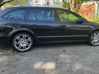 Gebraucht Skoda Superb 170 PS (125 kW) 2012 Schwarz Kombi