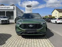 Neu Ford Kuga ST-Line 185 PS (136 kW) 2026 Bursting green SUV