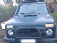 Gebraucht Lada niva 82 PS (60 kW) 2009 Grün SUV