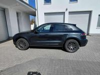Gebraucht Porsche Macan 265 PS (194 kW) 2023 Schwarz SUV