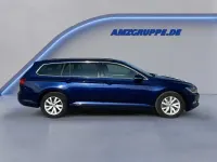 Gebraucht VW Passat Comfortline 150 PS (110 kW) 2018 Blau met Kombi