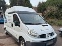 Gebraucht Renault Trafic 145 PS (106 kW) 2008 Weiß Van / Kleinbus