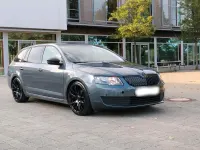 Gebraucht Skoda Octavia 105 PS (77 kW) 2014 Grau Kombi
