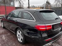 Gebraucht Mercedes E200 184 PS (135 kW) 2017 Schwarz Kombi