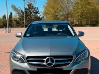 Używany Mercedes C250 204 KM (150 kW) 2015 Srebrny Sedan/Limuzyna