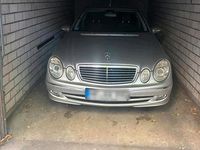 Gebraucht Mercedes E240 Avantgarde 177 PS (130 kW) 2005 Grau Limousine
