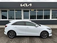 Neu Kia Ceed Style 140 PS (102 kW) 2025 Weiß Kleinwagen