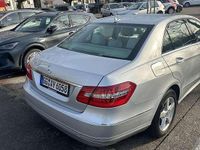 Gebraucht Mercedes E220 Elegance 170 PS (125 kW) 2009 Limousine