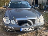 Gebraucht Mercedes E200 Classic 184 PS (135 kW) 2006 Grau Limousine